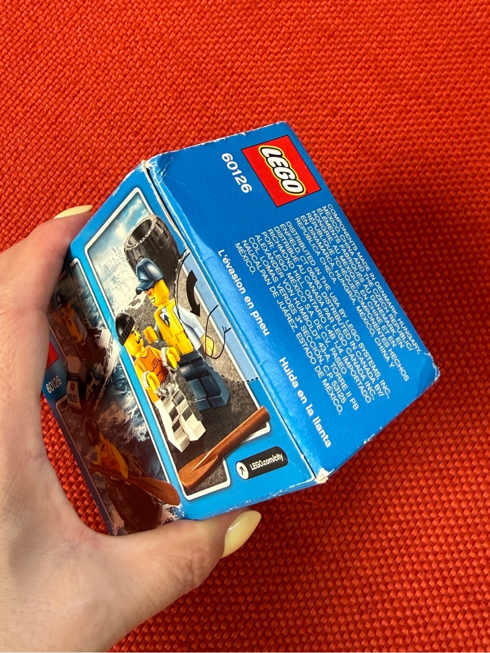 LEGO City Prison Island Tire Escape 60126 SEALED - Picture 3 of 4